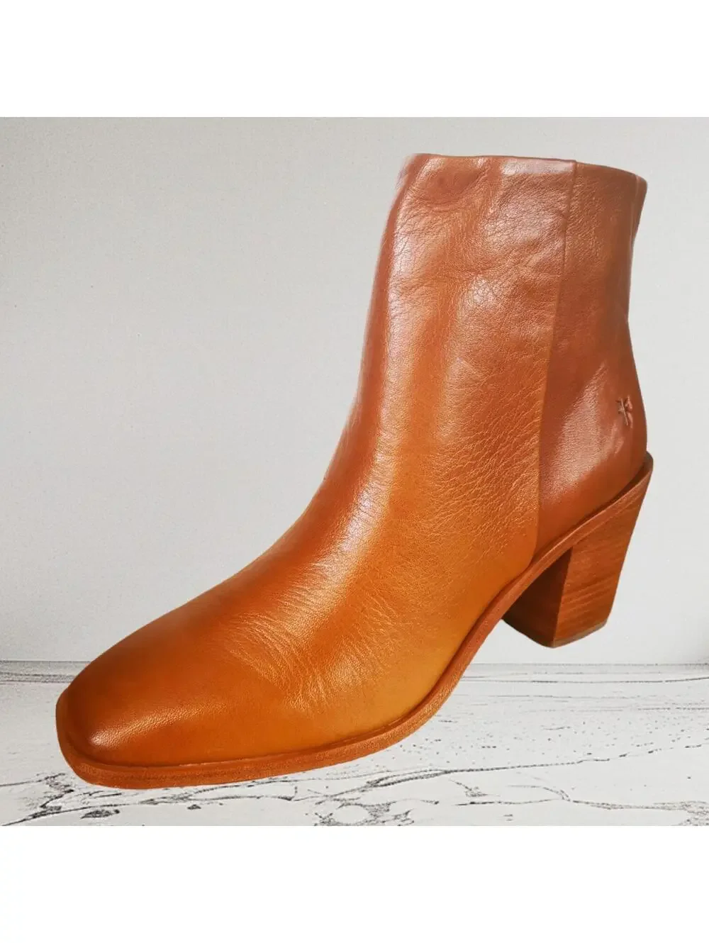 Frye Georgia Ankle Women's Bootie Cognac Size‎ 9.5 NEW